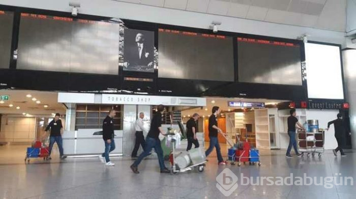  Atatürk Havalimanı sessizliğe büründü 