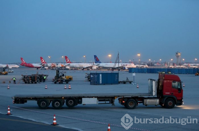 'Büyük Göç'ten kareler (Atatürk Havalimanı'ndan İstanbul Havalimanı'na)