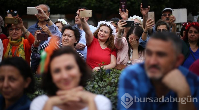 Adana'da Portakal Çiçeği Karnavalı renkli görüntülerle sona erdi
