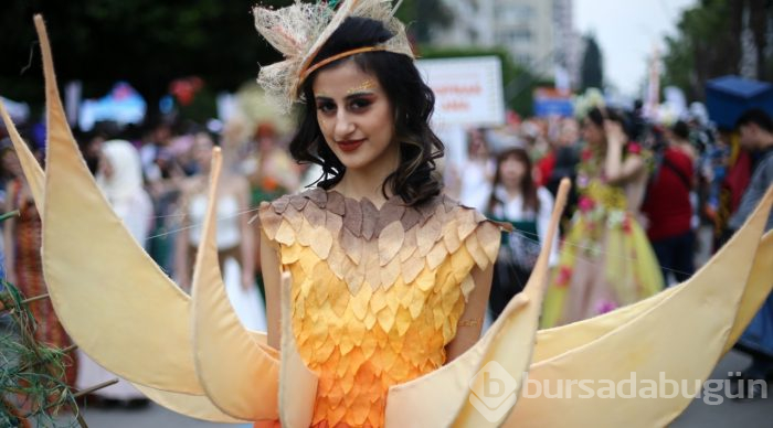 Adana'da Portakal Çiçeği Karnavalı renkli görüntülerle sona erdi
