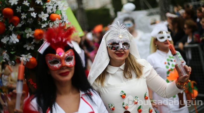 Adana'da Portakal Çiçeği Karnavalı renkli görüntülerle sona erdi
