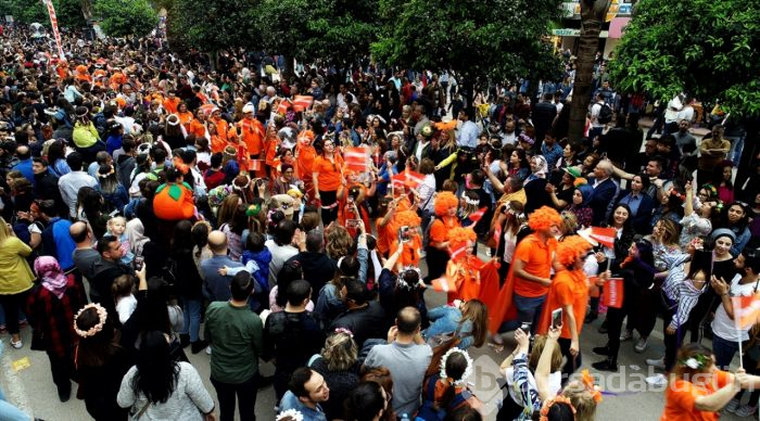 Adana'da Portakal Çiçeği Karnavalı renkli görüntülerle sona erdi
