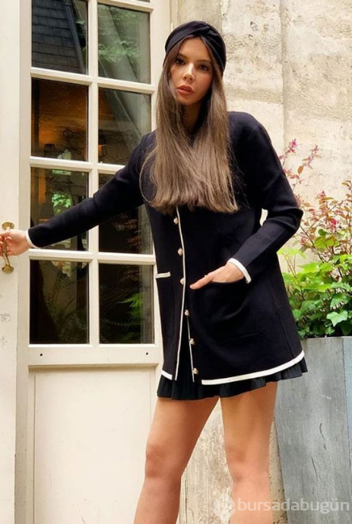 Hatice Şendil ile Burak Sağyaşar, Paris'te aşka geldi
