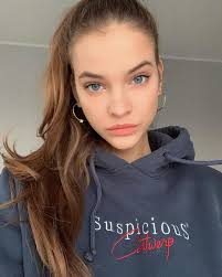 Victoria's Secret meleği Barbara Palvin: Modellik daha önce düşündüğüm bir fikir değildi