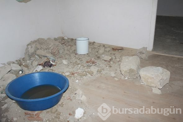 121 yapı depremde zarar gördü
