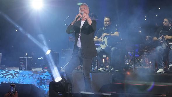 Özay Şendir: Özcan Deniz vatan haini mi?

