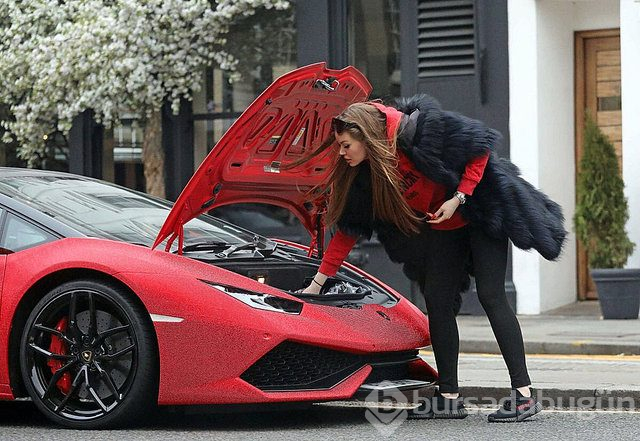 Rus fenomen Daria Radionova, Lamborghini aracını Swarovski ile kapladı
