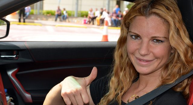 Burcu Çetinkaya Bucak başörtüsünü çıkardığını açıkladı
