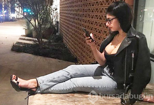  Mia Khalifa ile Robert Sandberg nişanlandı 