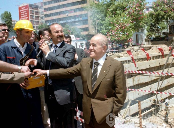  Sakıp Sabancı'ya veda edeli 15 yıl oldu 