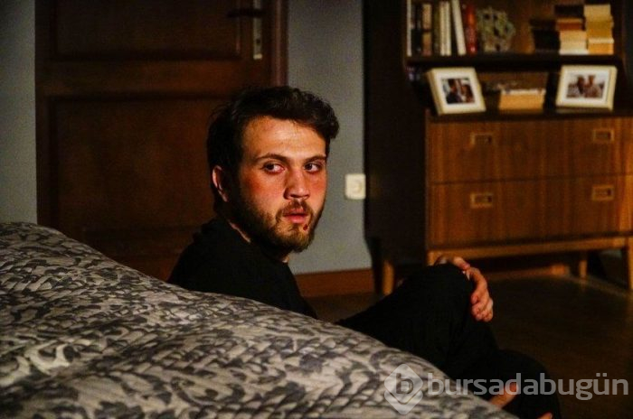  Dilan Çiçek Deniz'in (Sena) Çukur'a damga vuran veda şiiri: Zekai Özger'den Pencere 