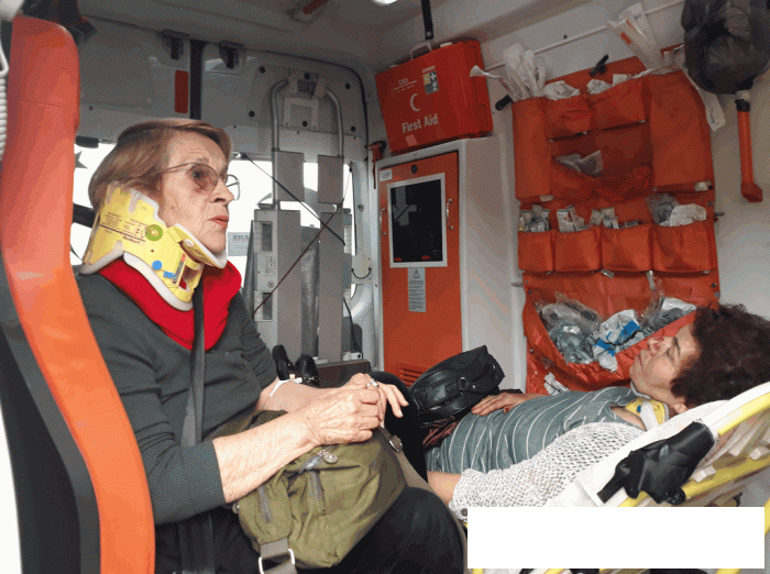 Bursa'da yolcu otobüsü tıra çarptı! Çok sayıda yaralı var	