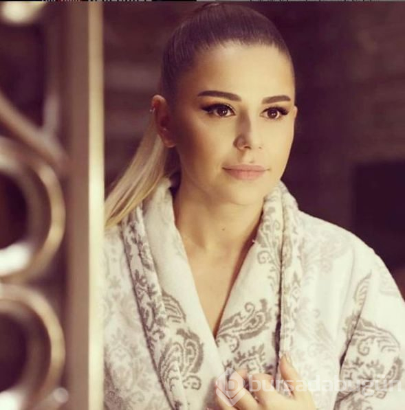  Merve Özbey önce pop sonra türkü söyleyecek 