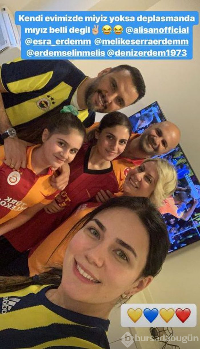  Ünlülerin derbi pozu 
