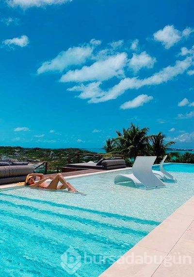  Bella Hadid'in jet ski ile tatil keyfi 