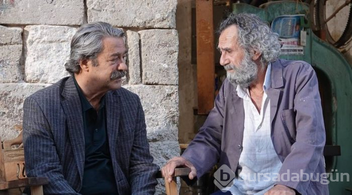  Menderes Samancılar: Keşke sosyal medyayı bırakıp dumanla haberleşmeye geri dönsek 