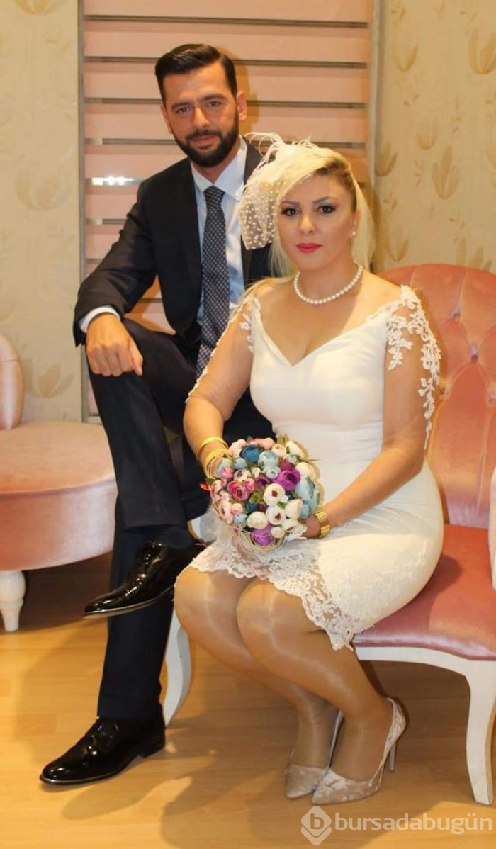  Yasemin Çobanoğlu şehit eşinin kütüphane hayalini gerçekleştirdi 