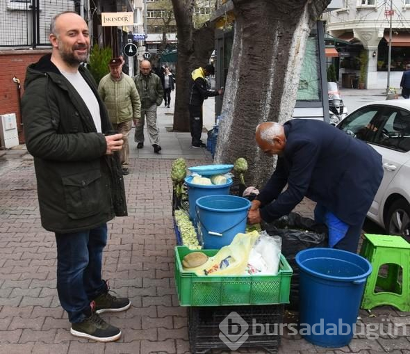 Eve enginar eşe çiçek