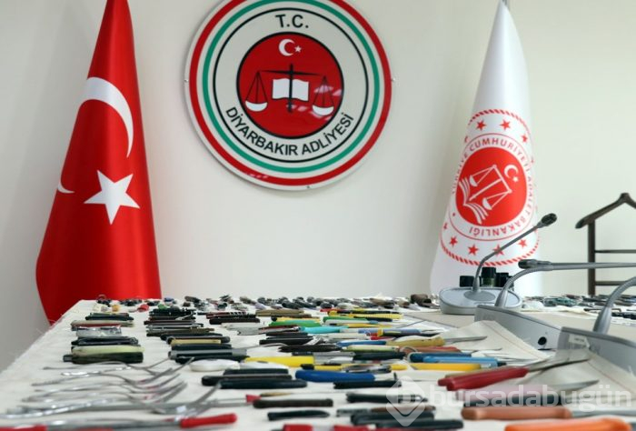  Adliyeye bunlarla girmeye çalıştılar (Bıçak, makas, mermi, çatal, jilet...) 