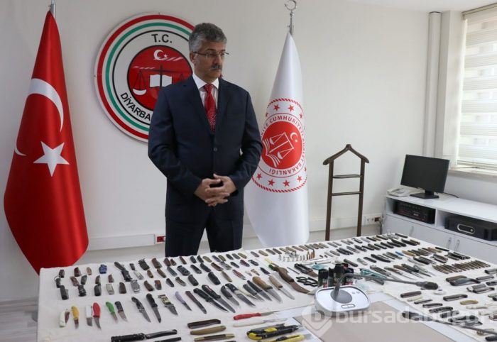  Adliyeye bunlarla girmeye çalıştılar (Bıçak, makas, mermi, çatal, jilet...) 