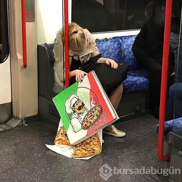  Metroda cansız mankenle kavga (Metroda karşılaşabileceğiniz ilginç insan manzaraları) 