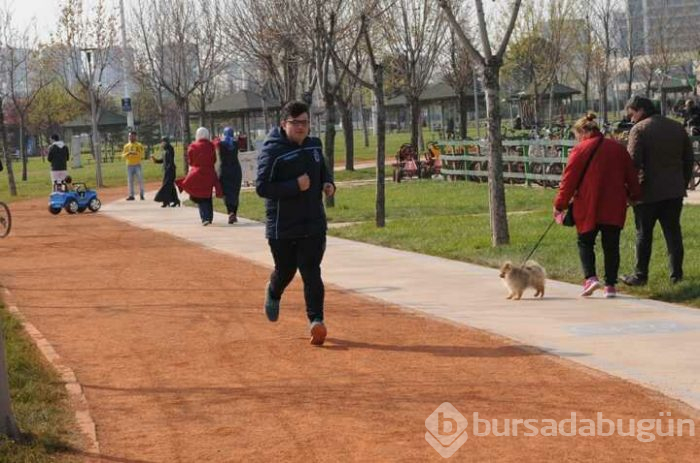 Kemençe çalarak 35 kilo verdi
