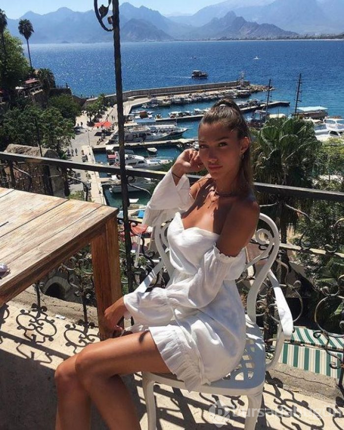 Şevval Şahin'in dikkat çeken fotoğrafı
