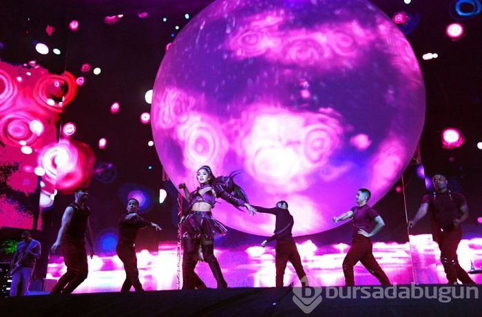 Ariana Grande'nin 8 milyon dolarlık Coachella sahnesi