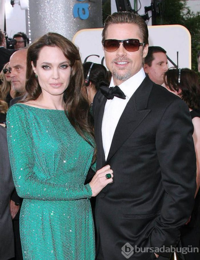 Bir devir kapandı! Angelina Jolie resmi olarak soyadını değiştirdi
