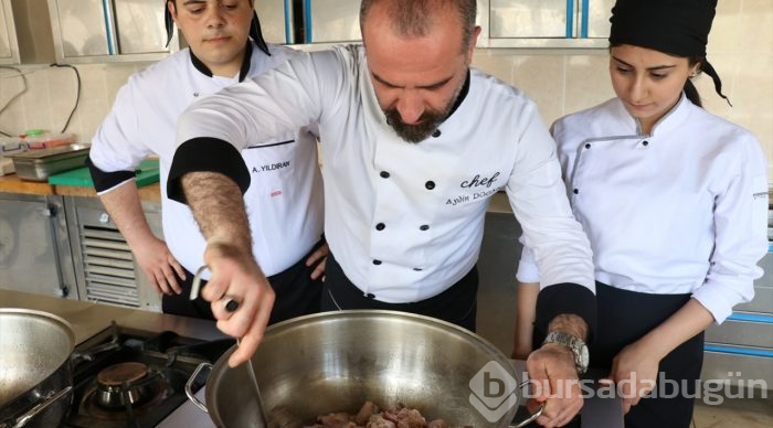 Altın madalyalı lezzet: Ayvalı kavurma ve reyhan şerbeti
