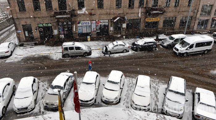 Bahar mevsiminde Doğu'ya kar sürprizi
