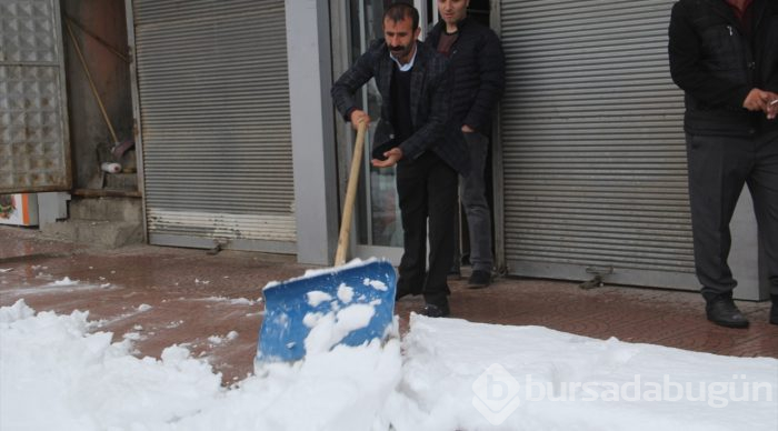 Bahar mevsiminde Doğu'ya kar sürprizi

