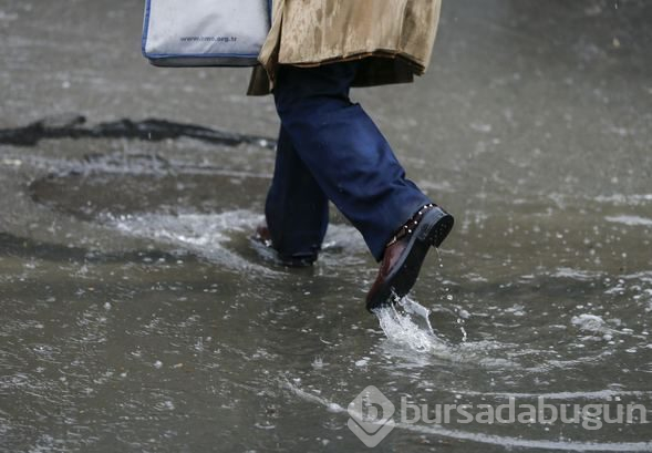 Ankara'da görüş mesafesi 10 metreye kadar düştü
