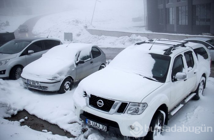Uludağ'da nisan ayında kar sürprizi