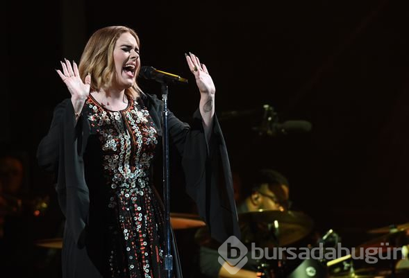  Adele ve eşi Simon Konecki boşanıyor 