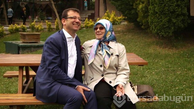 Fotoğraftaki şaşkın bakışlı afacan, şimdilerde Türkiye'nin en önemli isimlerinden biri!