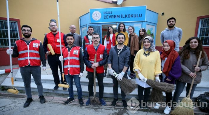 Çocukların "çifte bayram"ı için çalışıyorlar
