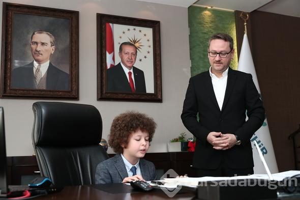 23 Nisan Ulusal Egemenlik ve Çocuk Bayramı törenlerinden renkli görüntüler