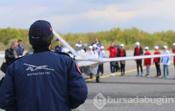 23 Nisan Ulusal Egemenlik ve Çocuk Bayramı törenlerinden renkli görüntüler