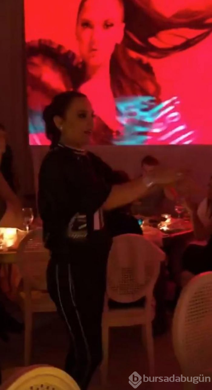Demet 47 oldu! Partide dikkat çeken detay...