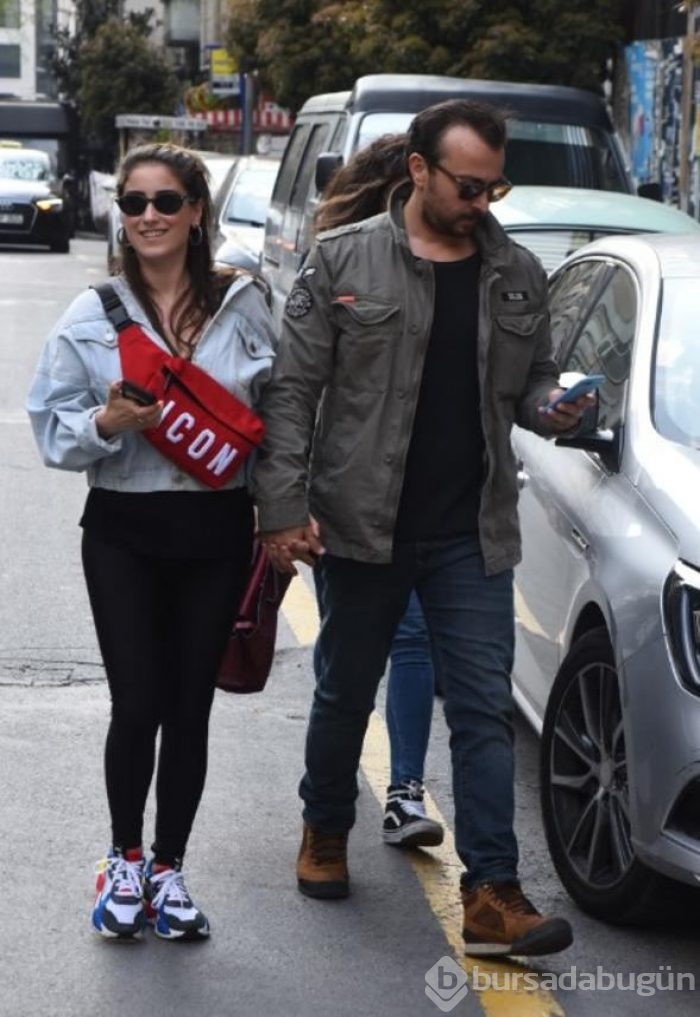 Hazal Kaya'dan cevap yok!
