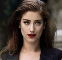 Hazal Kaya'dan cevap yok!

