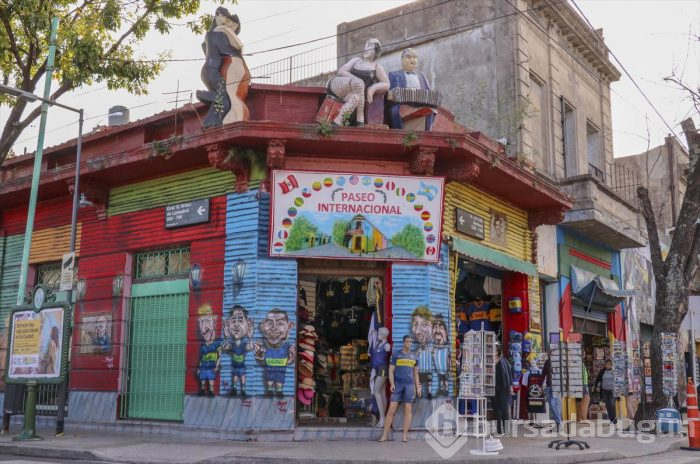 Buenos Aires'in renk cümbüşü: La Boca