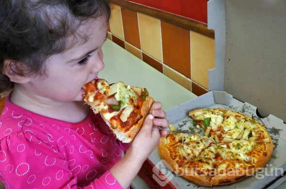 Çocuklarda görülen obezitede ebeveynlere düşen görevler

