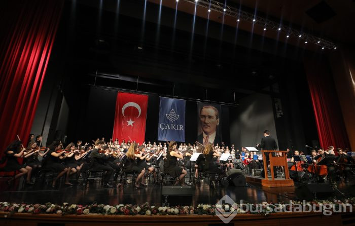 Bursa Çakır Orkestrası'ndan 'su' gibi konser