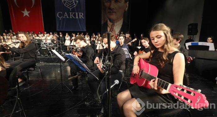 Bursa Çakır Orkestrası'ndan 'su' gibi konser