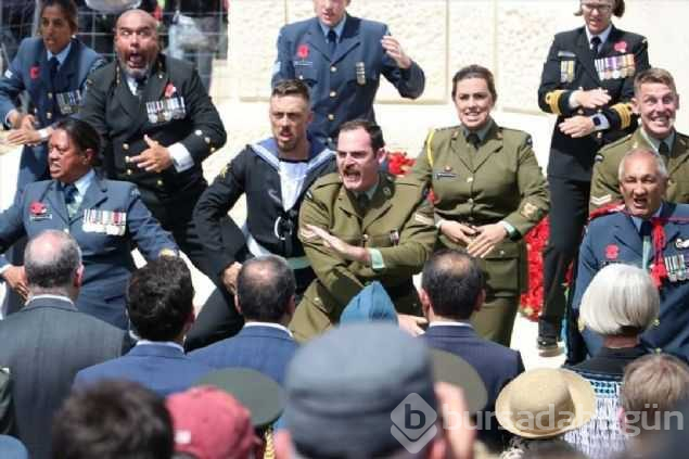 Yeni Zelanda askerleri Çanakkale'de haka dansı yaptı

