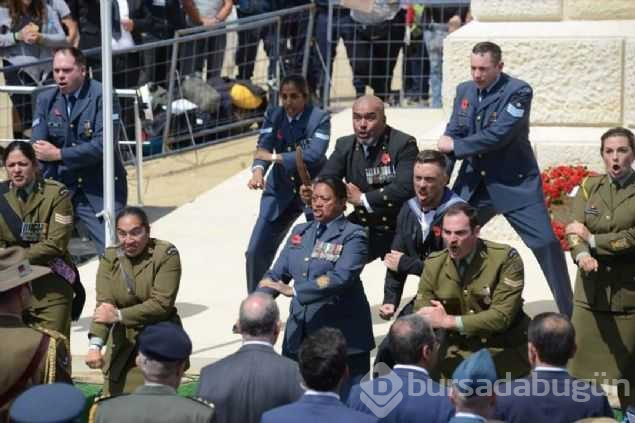 Yeni Zelanda askerleri Çanakkale'de haka dansı yaptı

