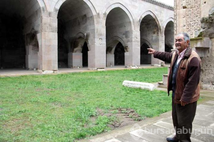 787 yıllık kervansaray, geçmişe ışık tutuyor
