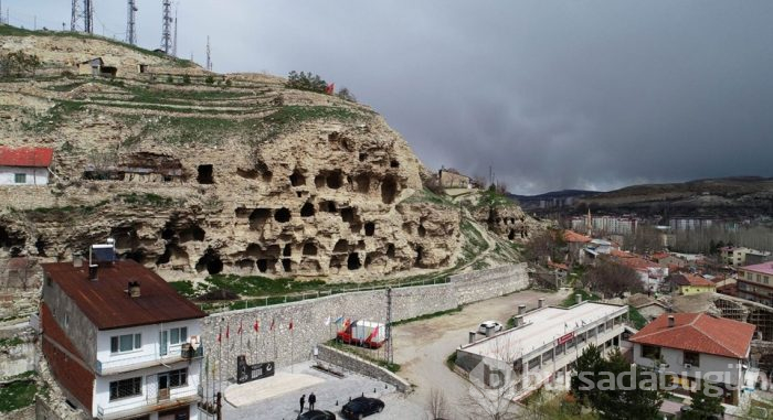 Sivas'taki 4 bin yıllık 'Hitit' evleri hayranlık uyandırıyor